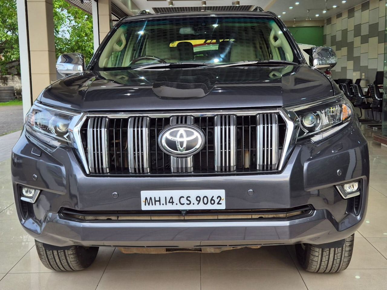 Toyota Land Cruiser  - Sept 2011
